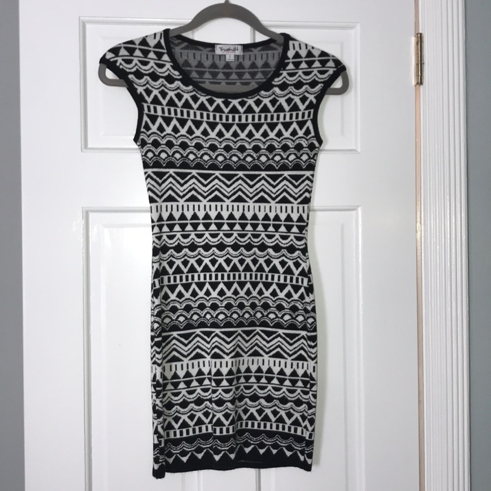Lord and Taylor body con dress
